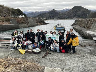 投稿についてもっと詳しく 1/31 河津の谷津港で海中清掃